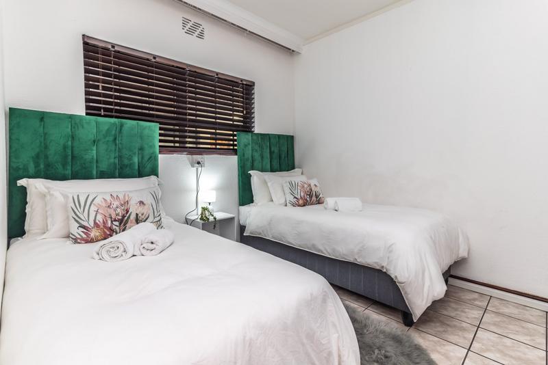 2 Bedroom Property for Sale in Cape Town City Centre Western Cape